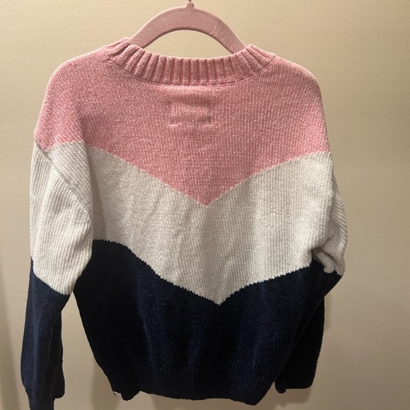 Sovereign Code Girls size 6 pink, white, and blue sweater - Picture 4 of 4